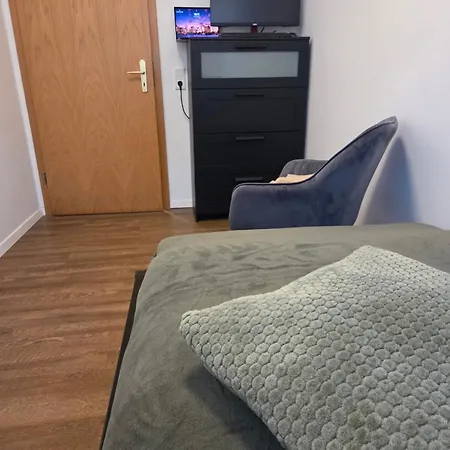 Modernes, Helles Ostviertel-flat8, Balkon,all-in5g Apartment Gera
